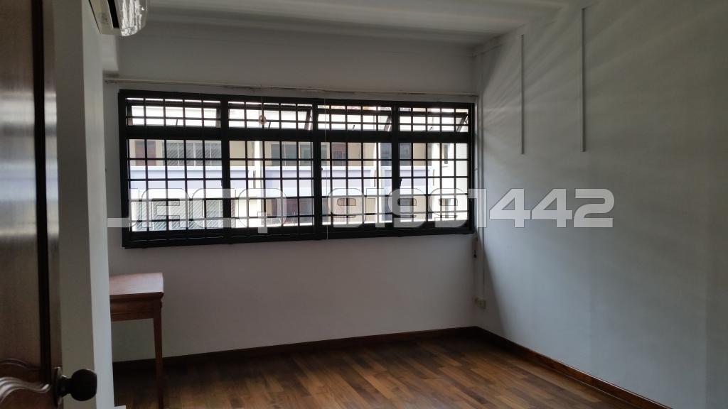 Blk 234A Serangoon Avenue 2 (Serangoon), HDB Executive #93472832